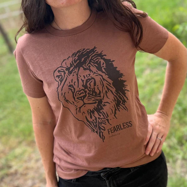Joshua 1:9 | FEARLESS | Women’s T-Shirt image 2